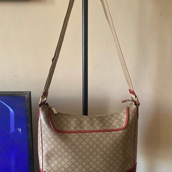 Authentic Unisex Celine crossbody bag made in Italy - Picture 3 of 15